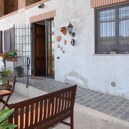 La Casa Di Enzo Bed & Breakfast Lequio Tanaro Ngoại thất bức ảnh