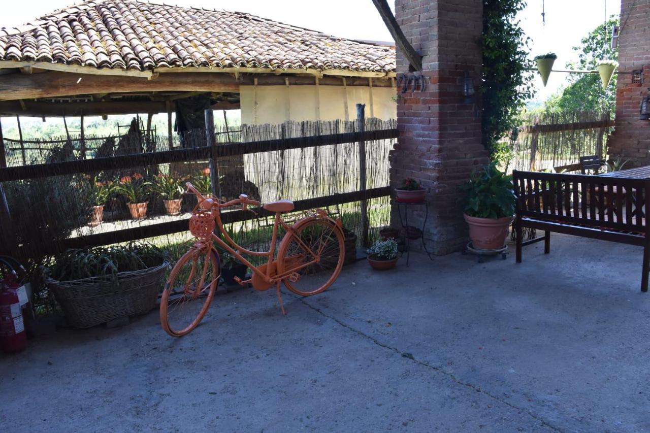 La Casa Di Enzo Bed & Breakfast Lequio Tanaro Ngoại thất bức ảnh